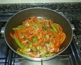 Foto del paso 2 de la receta: Fajitas de pollo