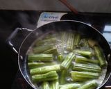 A picture of step 1 of Drumstick Curry.