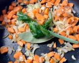 Potrawka z kurczaka - smaczniejsza wersja馃槈 krok przepisu 2 zdj臋cie