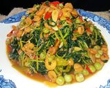 Foto langkah ke 6 dari resep Tauco Daun Ubi Jalar.