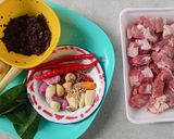 Foto langkah ke 1 dari resep Rawon khas Surabaya.