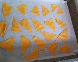 Foto del passaggio 3 della ricetta Nachos al forno