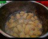 A picture of step 2 of Banana and Cassava Sweet Soup with Coconut Milk.