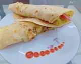 A picture of step 6 of Chicken paratha roll.