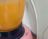 A picture of step 3 of Mango milk shake shots.
