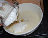 A picture of step 4 of Cherry cake.