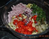 A picture of step 6 of Macaroni Salad سالاد ماکارونی.