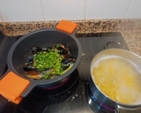 Foto del paso 2 de la receta: Pasta con mejillones