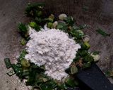 Foto langkah ke 3 dari resep Risol isi ragout.
