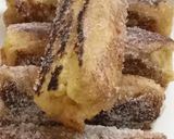 A picture of step 7 of Apple french toast Roll-Ups.