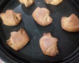 ક્રોસન્ટ (Croissant Recipe In Gujarati) રેસીપી સ્ટેપ10ફોટો