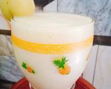 A picture of step 4 of Apricot and banana shake.
