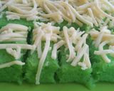 Foto langkah ke 6 dari resep Bolu Singkong Pandan.