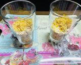 A picture of step 1 of Overnight Oats.