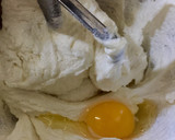 Foto del paso 4 de la receta: Bizcocho (Pastel) de Queso Crema
