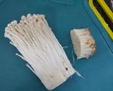 Foto langkah ke 1 dari resep Jamur Enoki Kriuk.