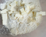 Foto del paso 1 de la receta: Tarta de manzana con masa hojaldrada