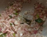 A picture of step 1 of Bread upma.