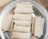 Hình bước làm 2 của món Bún chả giò