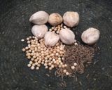 Foto langkah ke 1 dari resep Soto Kudus.