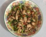 Foto langkah ke 4 dari resep Tumis Bayam dan Cumi Asin.