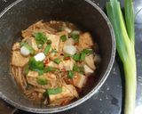 Foto langkah ke 8 dari resep Tahu dan Jamur Enoki Saos Tiram.