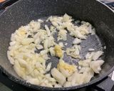 Une image de l'étape 8 de Fondue de poireaux à l'ail, oignon, crème et épices.