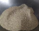 A picture of step 1 of Til chocolate crunch.