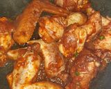 A picture of step 3 of Sweet, sour and spicy chicken wings.
