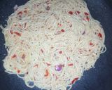 A picture of step 4 of Spaghetti omlet.