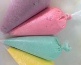 Foto langkah ke 4 dari resep Lidah Kucing Rainbow Anti Gagal.