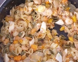 Foto del paso 4 de la receta: Pasta 🍝a la marinera⚓