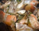 รูปขั้นตอนการทำที่ 5 ของ แซลม่อนต้มซีอิ๊ว 🐟🍲