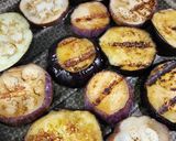 Foto del paso 3 de la receta: 🍆 Berenjenas grilladas con ricotta y aliño de hierbas frescas 🍆