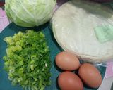 Foto langkah ke 1 dari resep Martabak Telur Kulit Lumpia.