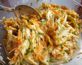 Foto del paso 2 de la receta: Tortita de verduras 🥕🥒 rápido, bueno y barato
