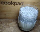 A picture of step 3 of Elaichi Chia milk.