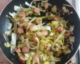 Foto del paso 2 de la receta: Puerros con salchichas a la carbonara