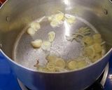 Hình bước làm 2 của món Canh kim chi thịt bò