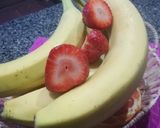 Foto del paso 1 de la receta: Licuado de frutilla y banana