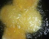A picture of step 5 of Aloo puri.