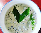 Hình bước làm 3 của món Nước mủ trôm hạt é lá dứa