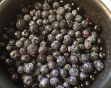 A picture of step 1 of California Farm Blueberry Strudel.
