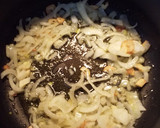 Foto del paso 3 de la receta: Guiso de albóndigas de bacalao