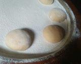 A picture of step 3 of Filled doughnuts.