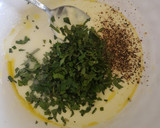 Foto del paso 2 de la receta: Ensalada de pepino con aderezo de yogurt y menta