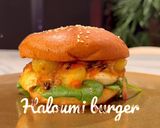A picture of step 6 of Haloumi burger.