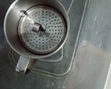 Hình bước làm 2 của món Cà phê pha phin kiểu Buôn Mê