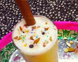 वनीला मिल्क शेक (vanilla milkshake recipe in Hindi) रेसिपी चरण 4 फोटो