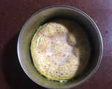 A picture of step 4 of Steamed Egg Chilli.